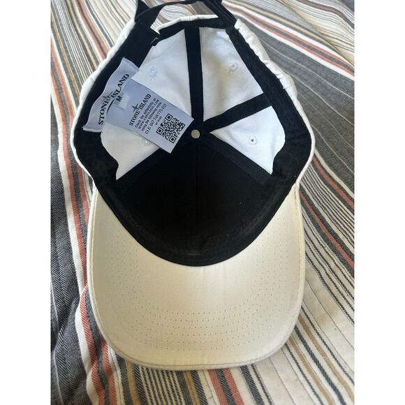Stone Island White Cap - Picture 6 of 16
